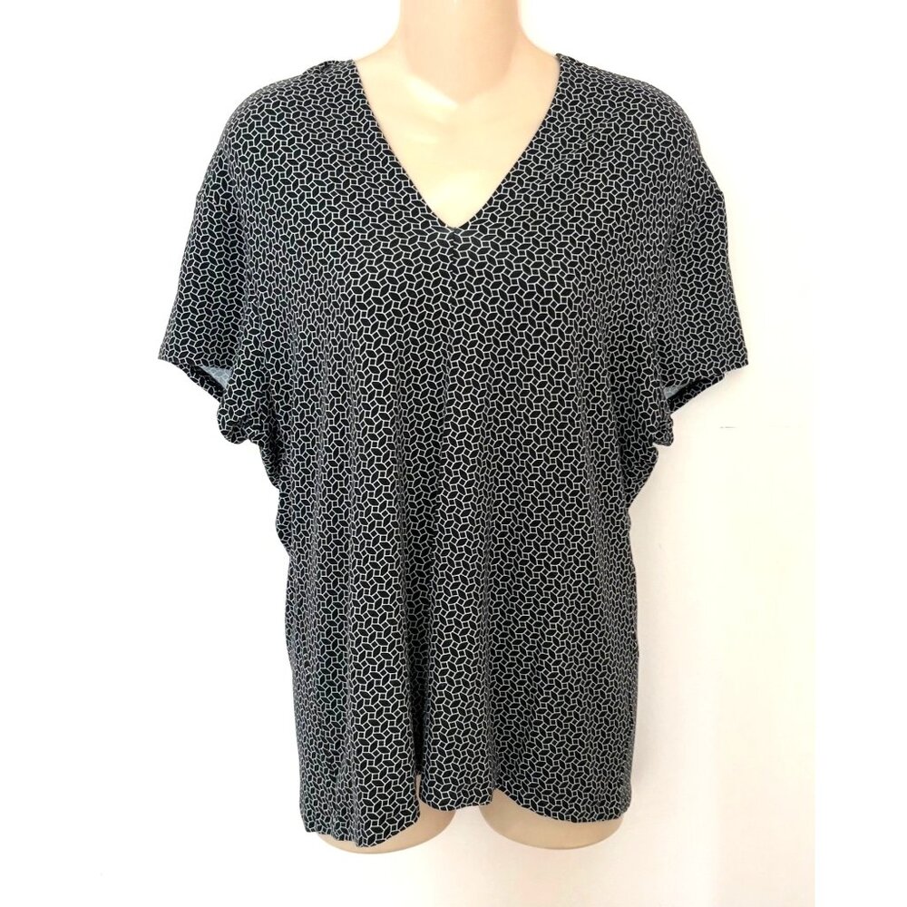 Talbots Women's Black & White Geometric V-Neck Short Sleeve Top XL Stretch